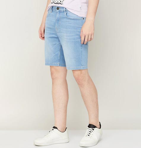 Men Mid Rise Washed Denim Shorts